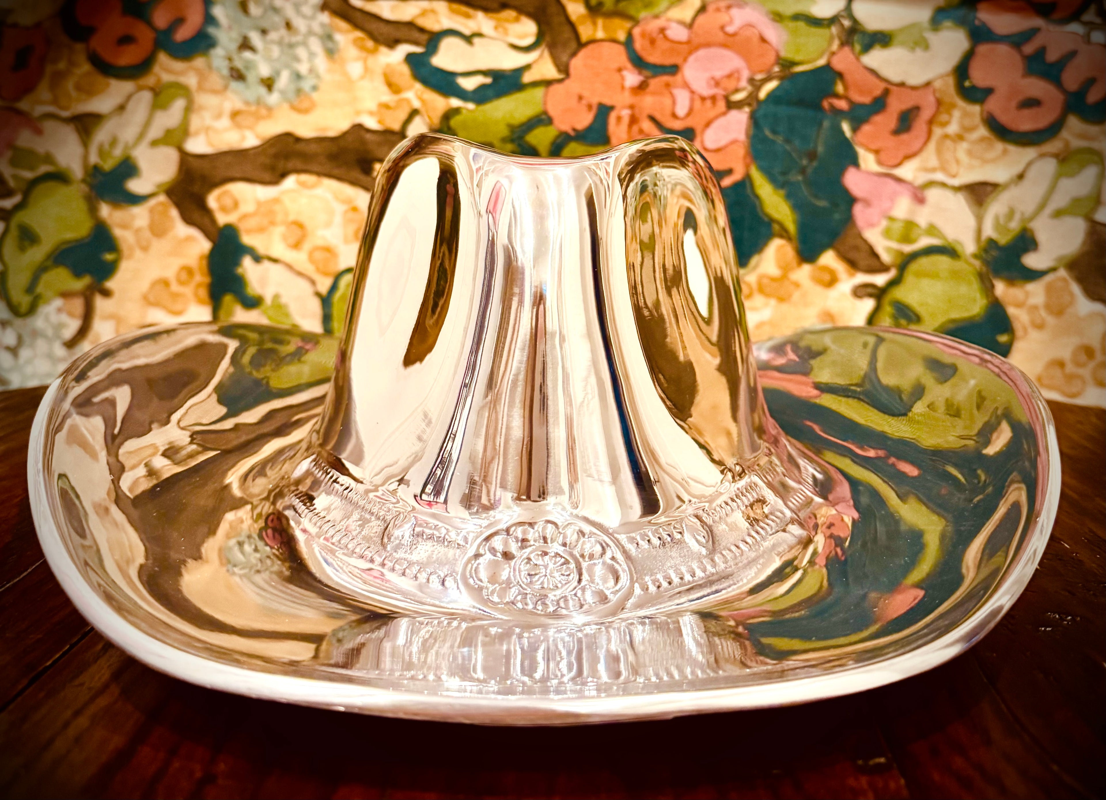 Cowboy Hat Chip & Dip Bowl